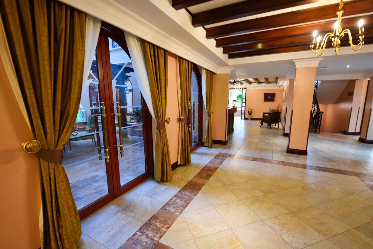 Casa Solada Hotel كامبالا المظهر الخارجي الصورة