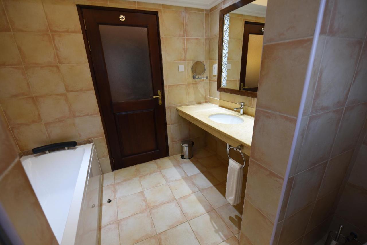 Casa Solada Hotel كامبالا المظهر الخارجي الصورة